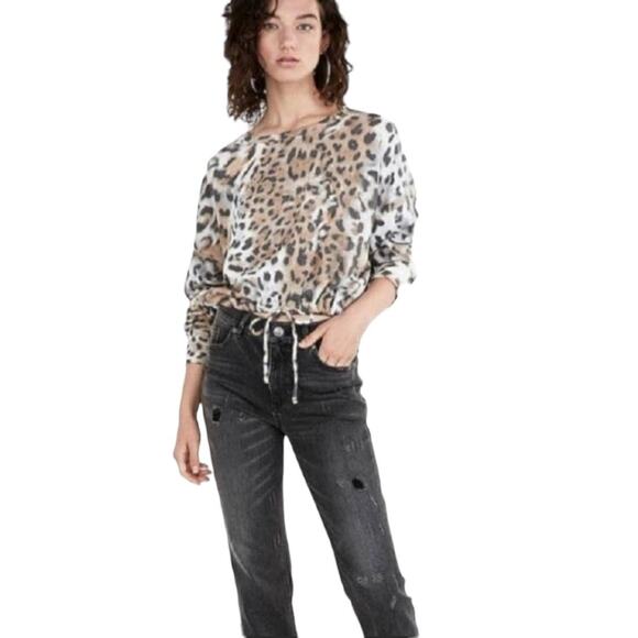 Express One Eleven Leopard Print Top - Picture 2 of 6